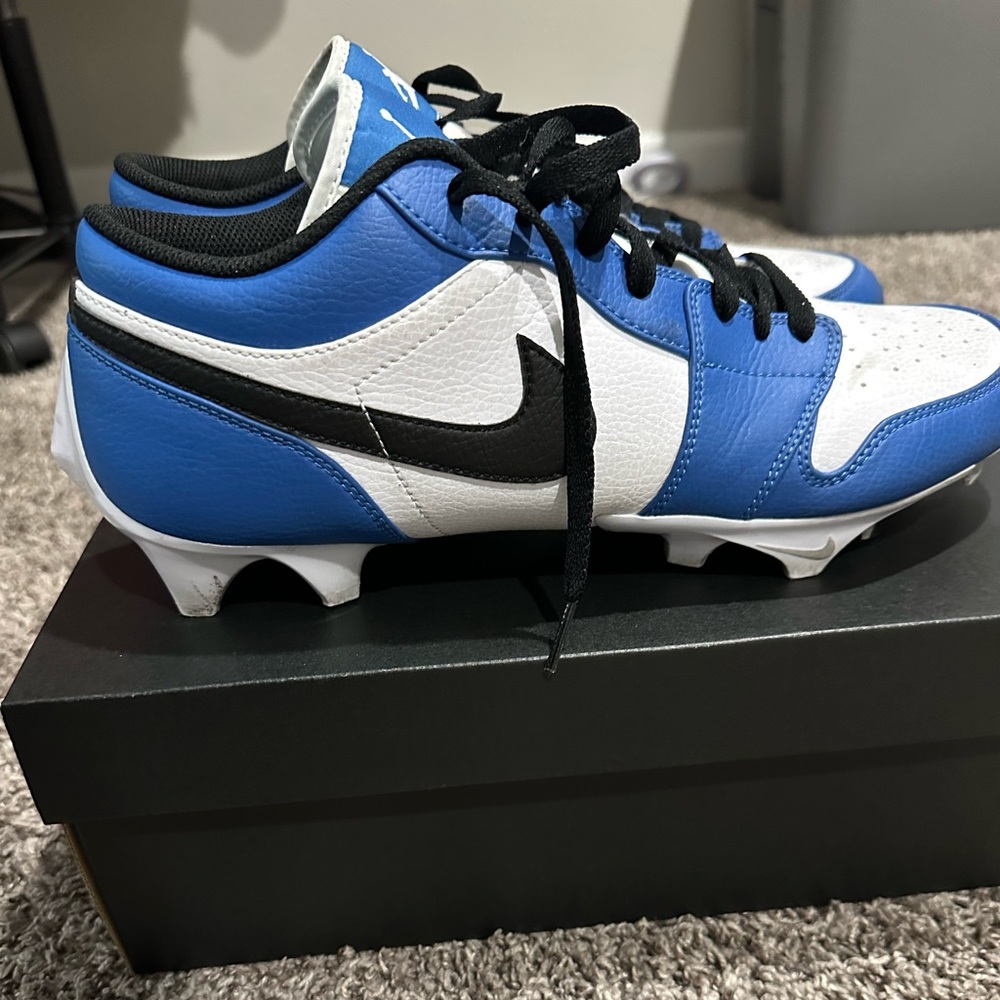 Jordan 1 football cleats